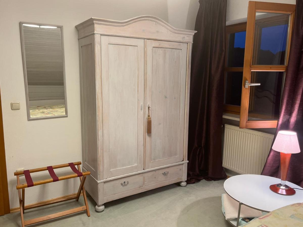 Zimmer Zum Wohlfuehlen Eching  ภายนอก รูปภาพ